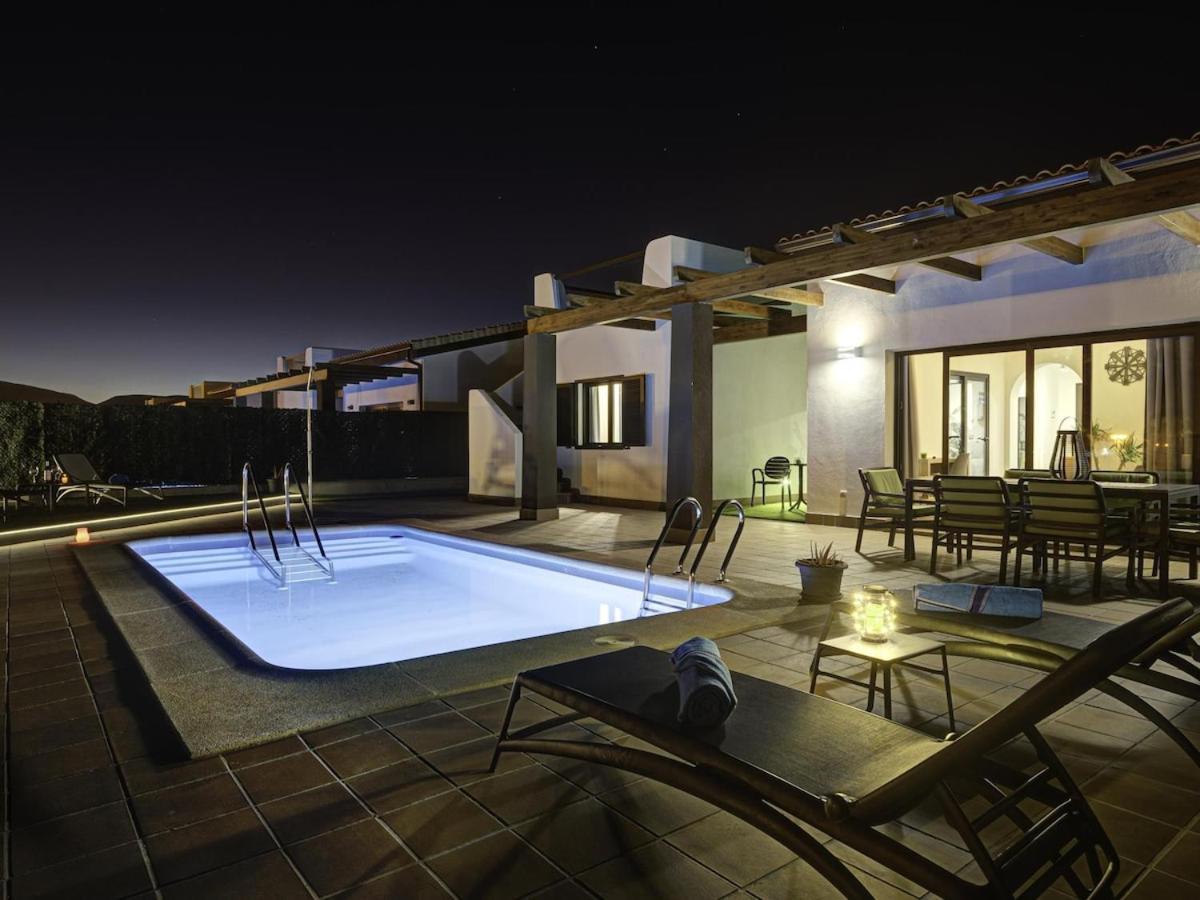 Lightbooking Villa El Molino Piscina Privada Climatizada Caleta De Fuste Exterior photo