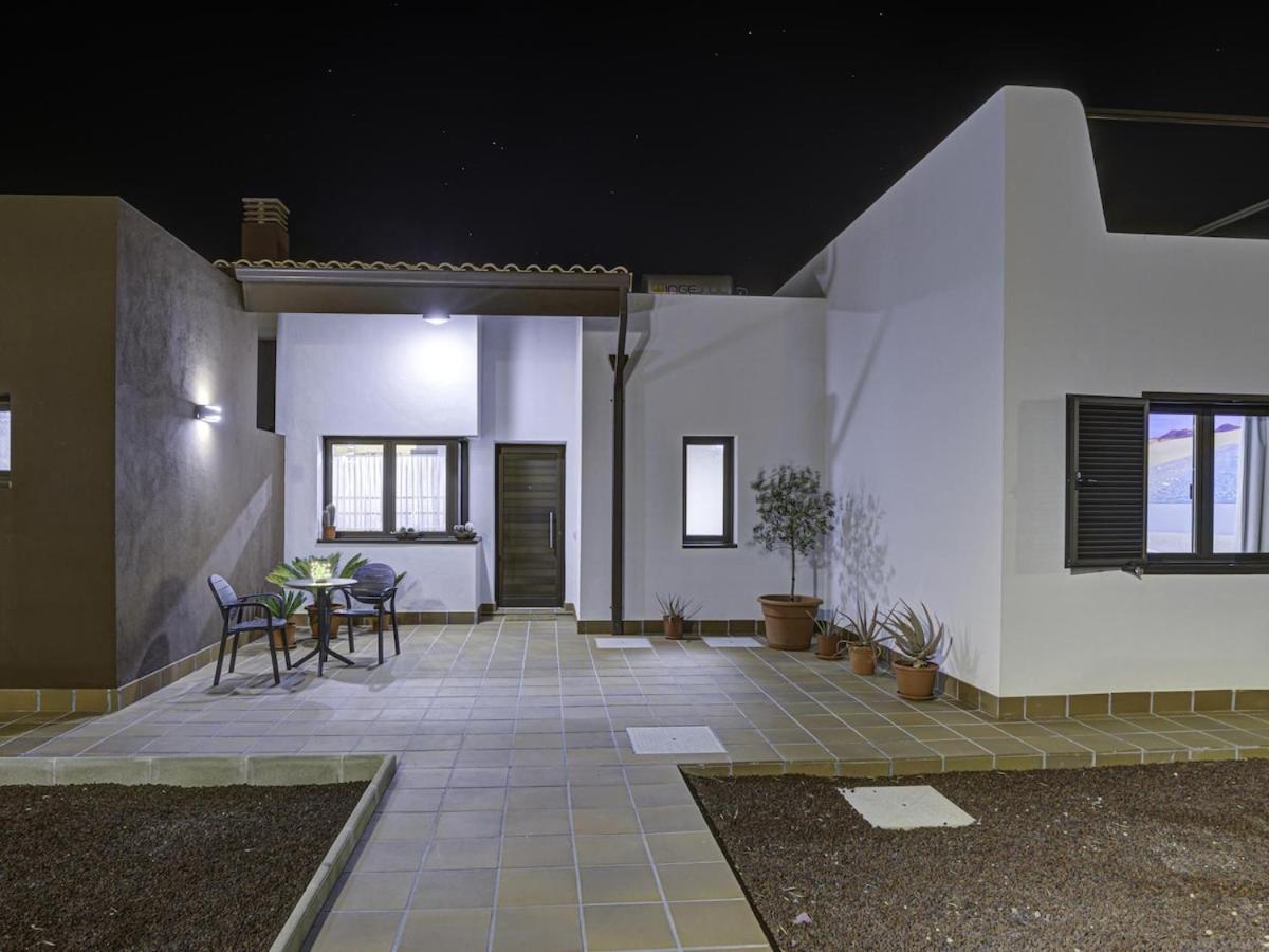 Lightbooking Villa El Molino Piscina Privada Climatizada Caleta De Fuste Exterior photo